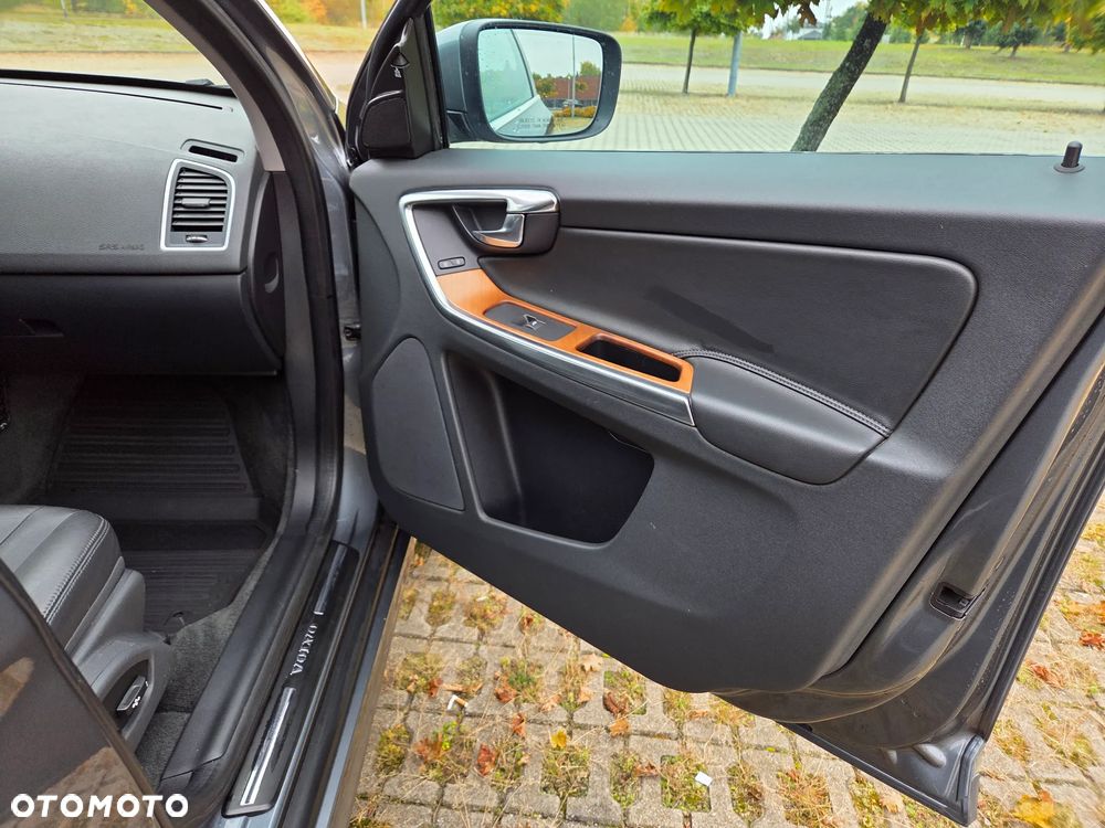 Volvo XC 60 T5 Geartronic Linje Inscription - 16