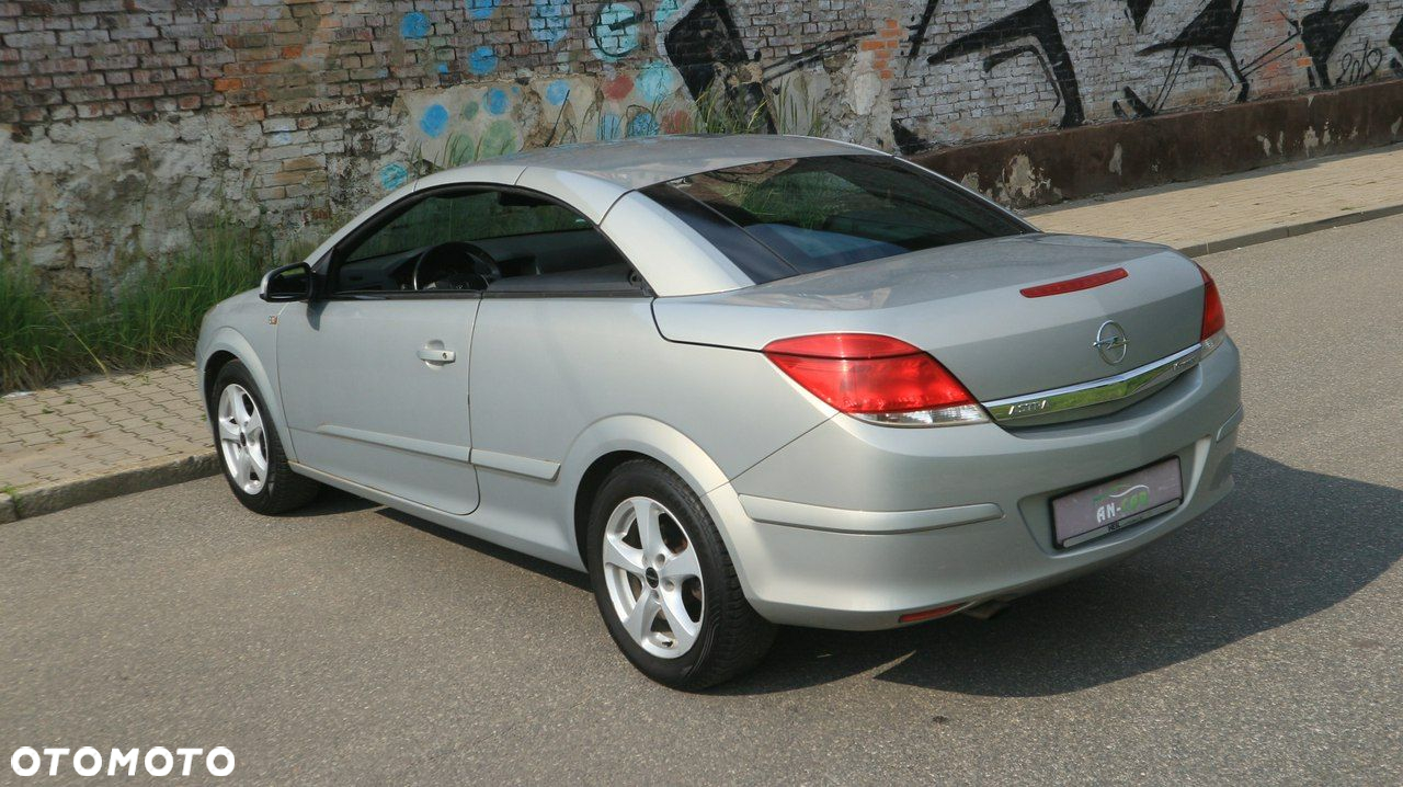 Opel Astra GTC 1.6 Edition - 25