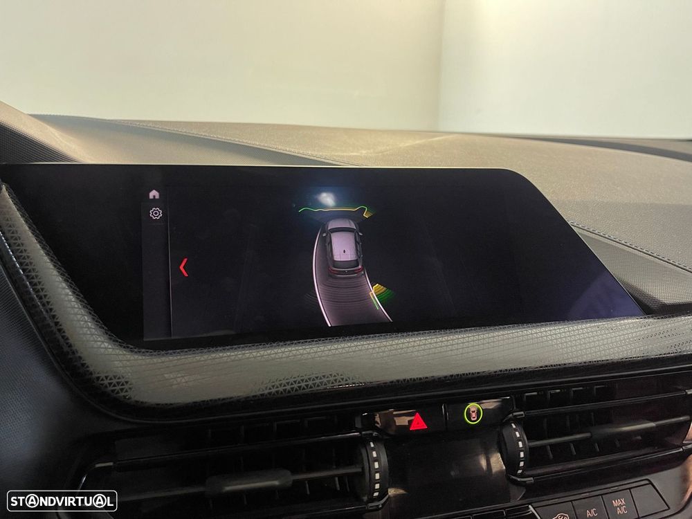 BMW 116 d Pack Desportivo M - 25