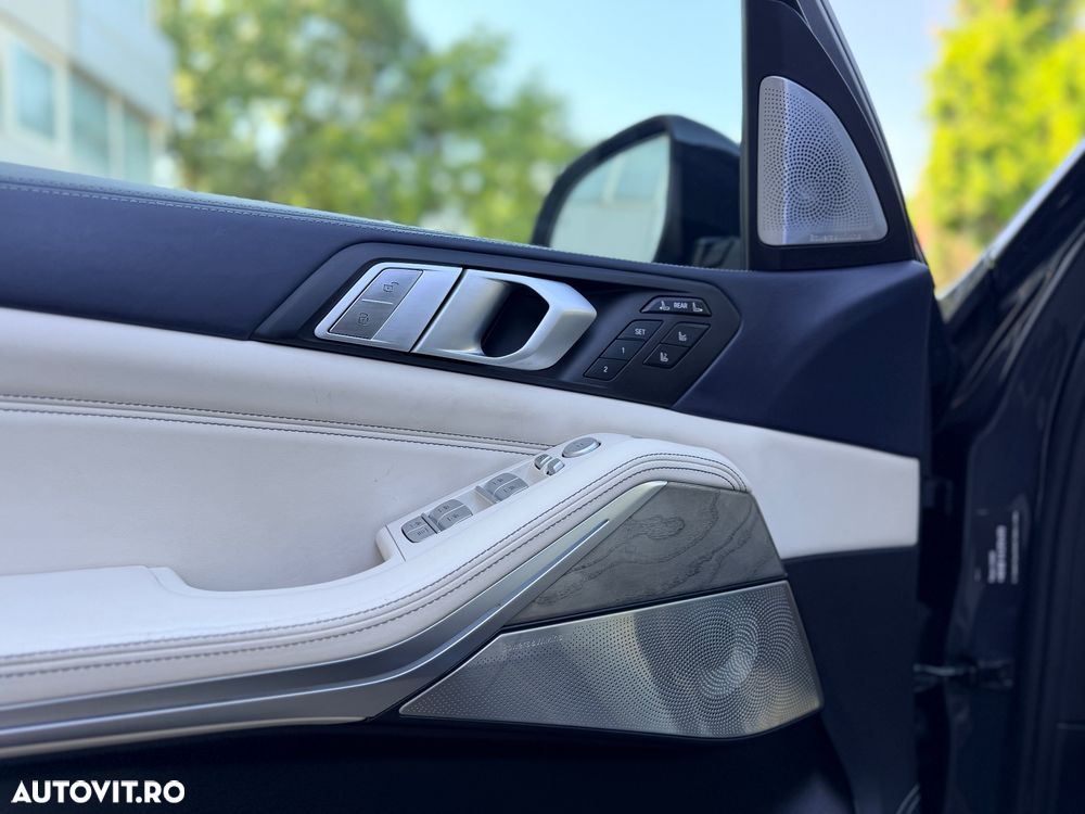 BMW X7 xDrive40i - 25