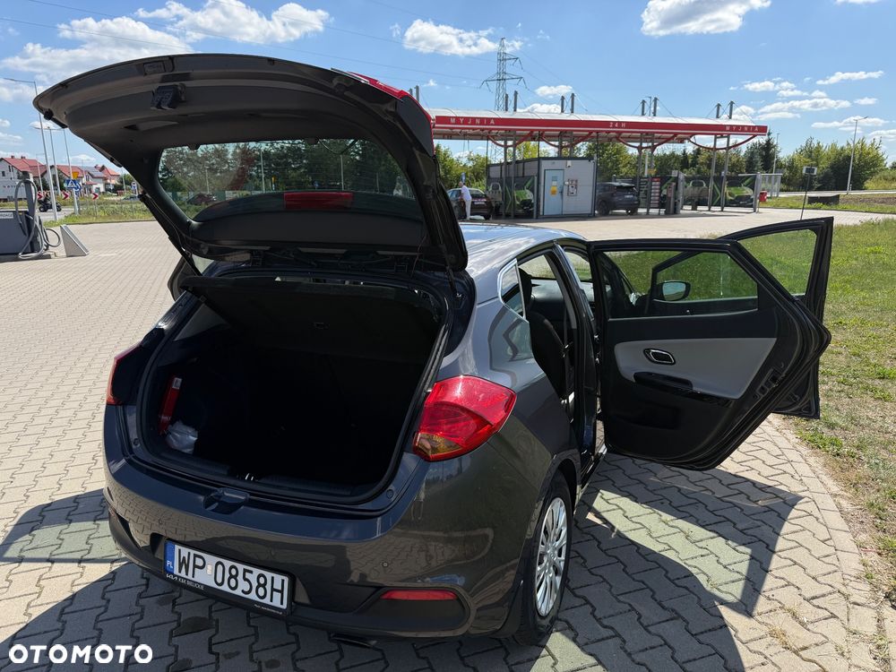 Kia Ceed 1.6 GDI M - 26