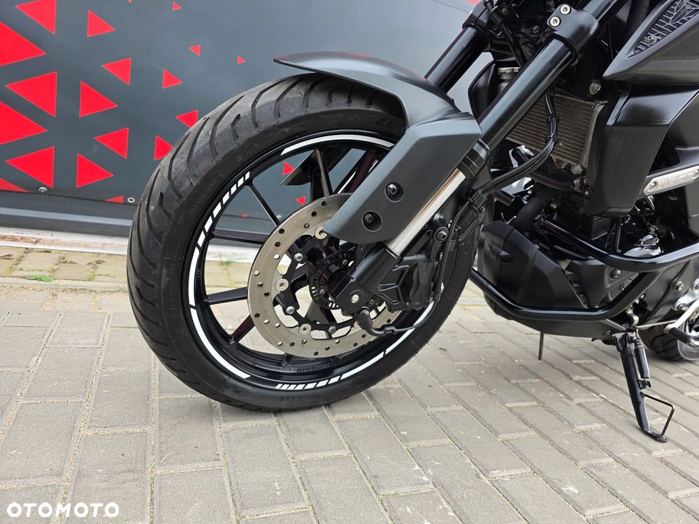 Yamaha MT - 13