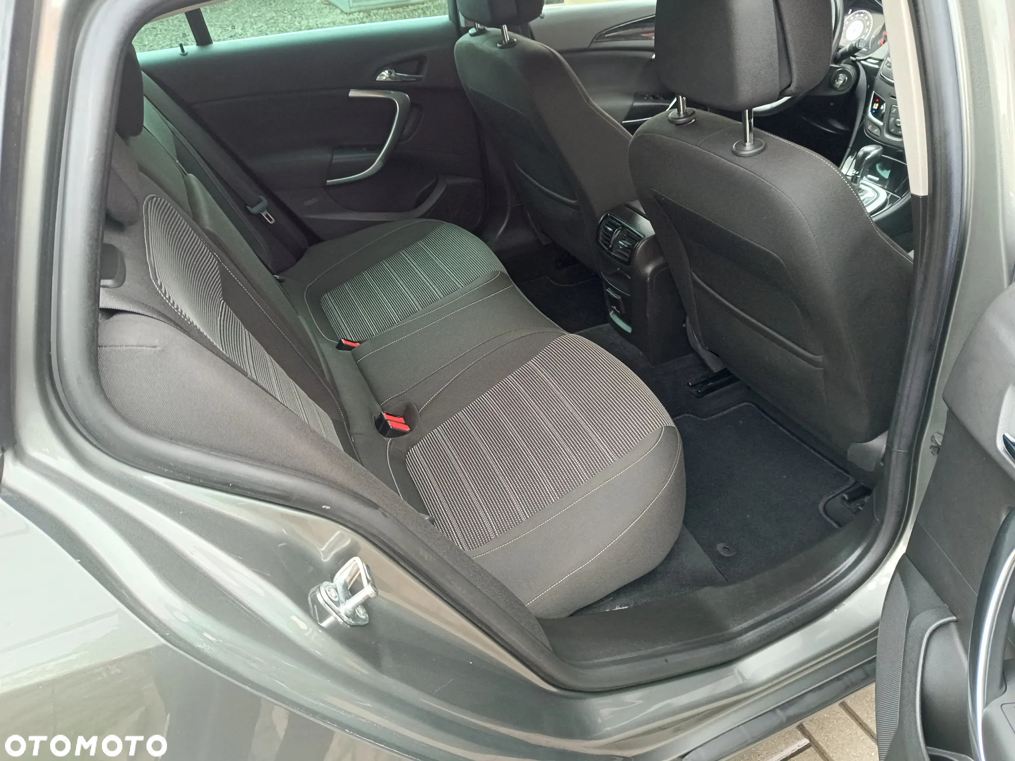 Opel Insignia 2.0 CDTI Exclusive S&S - 26