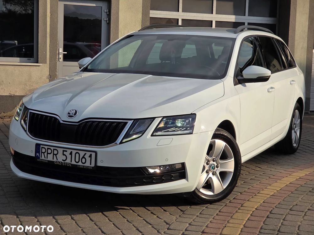 Skoda Octavia 2.0 TDI Style DSG - 8