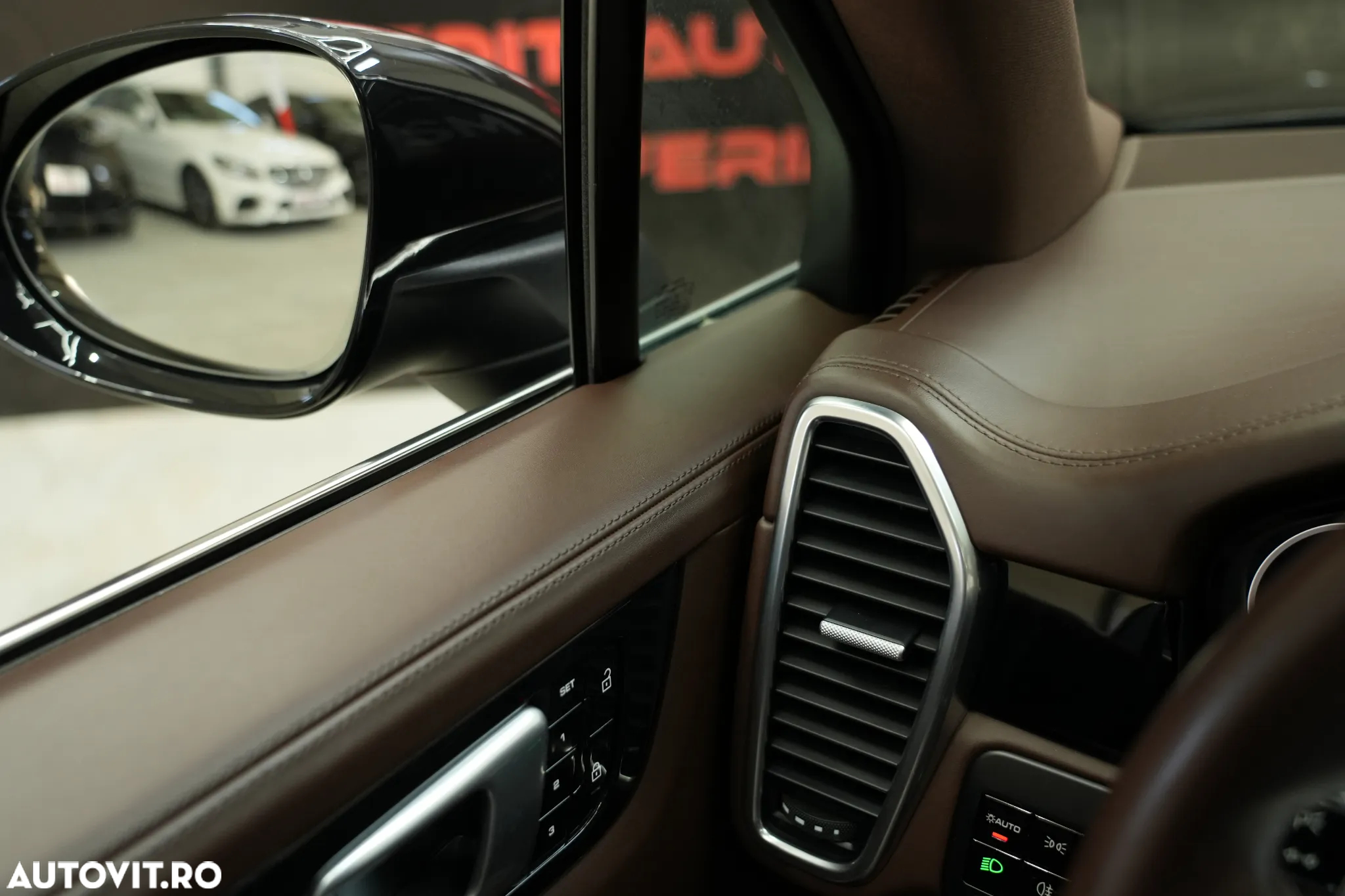 Porsche Cayenne S Tiptronic S - 28