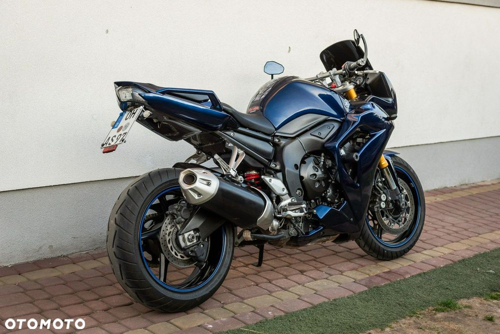 Yamaha FZ - 4