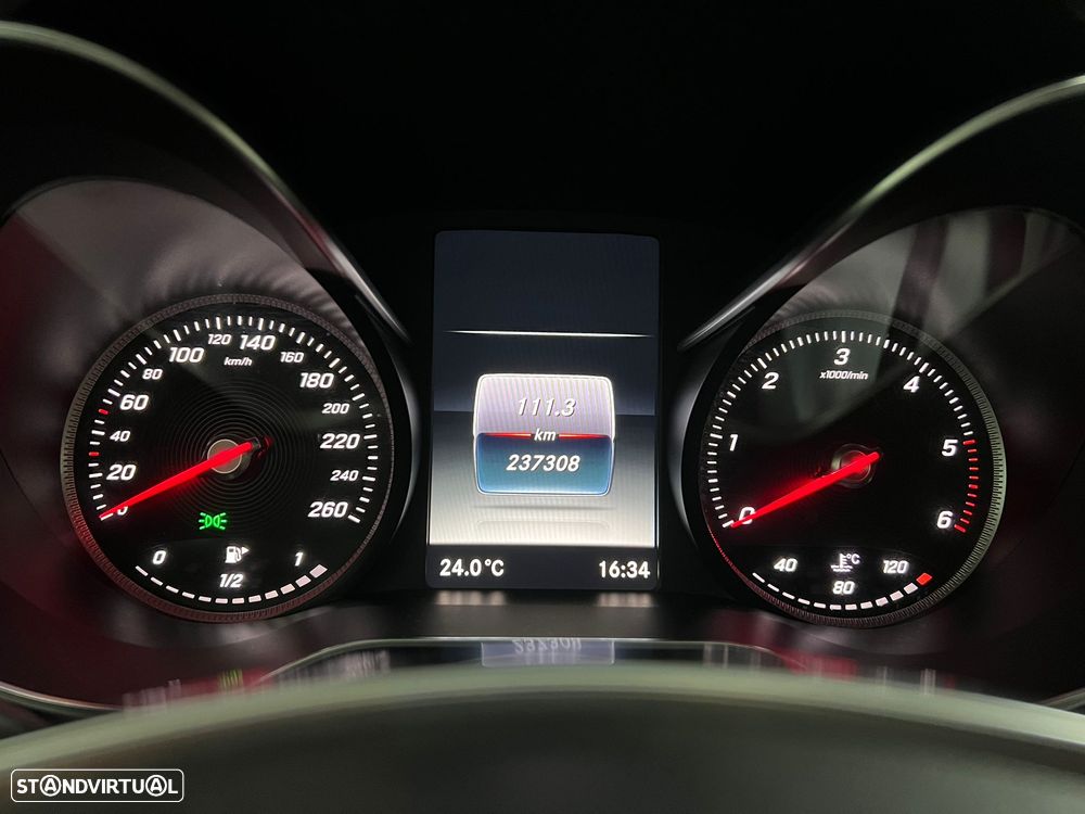 Mercedes-Benz C 200 - 29