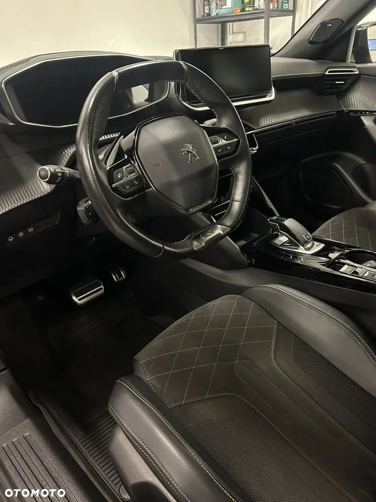 Peugeot 2008 1.2 PureTech GT Pack S&S EAT8 - 5