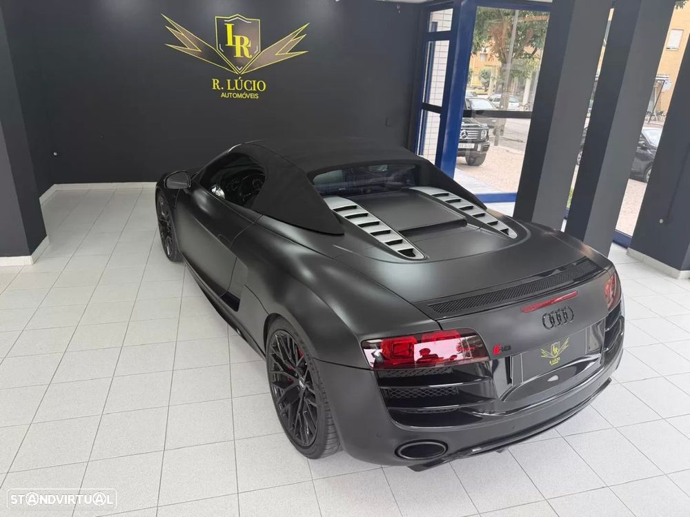 Audi R8 Spyder 5.2 FSi V10 quattro R tronic - 27