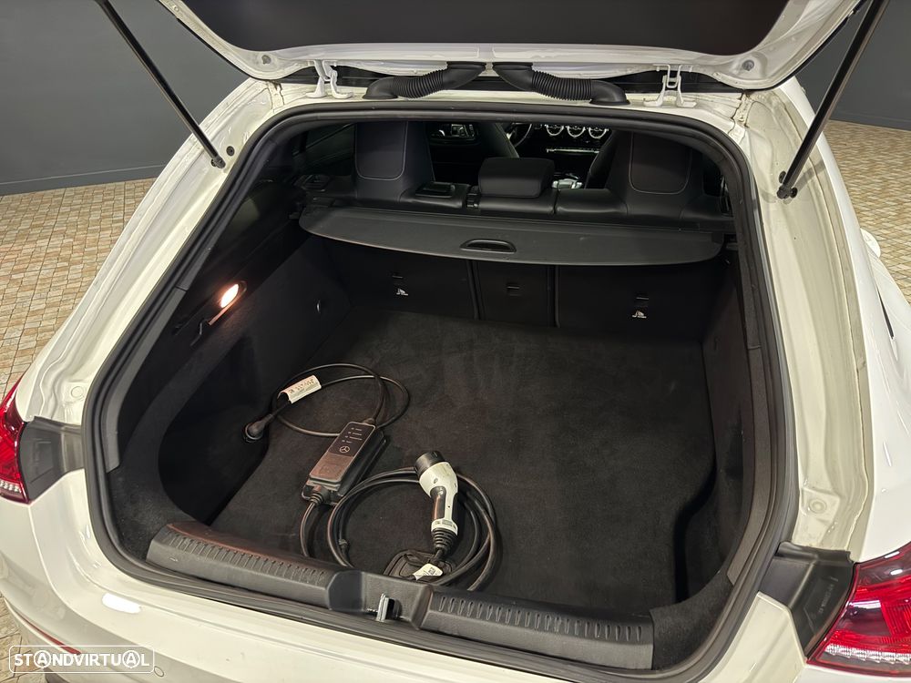 Mercedes-Benz CLA 250 e Shooting Brake 8G-DCT AMG Line - 10