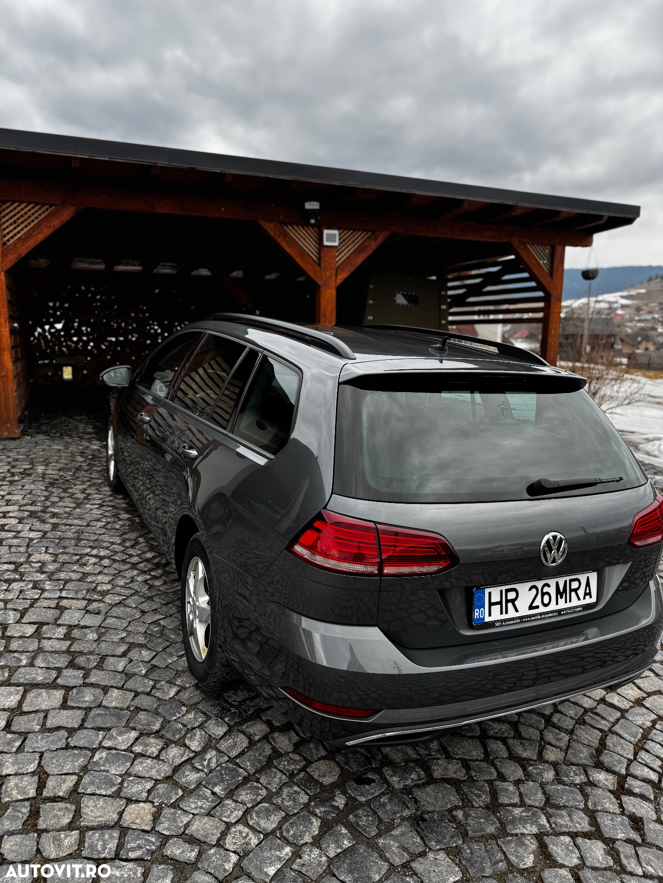 Volkswagen Golf 1.6 TDI Comfortline - 5