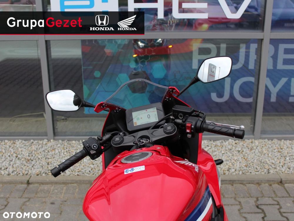 Honda CBR - 15