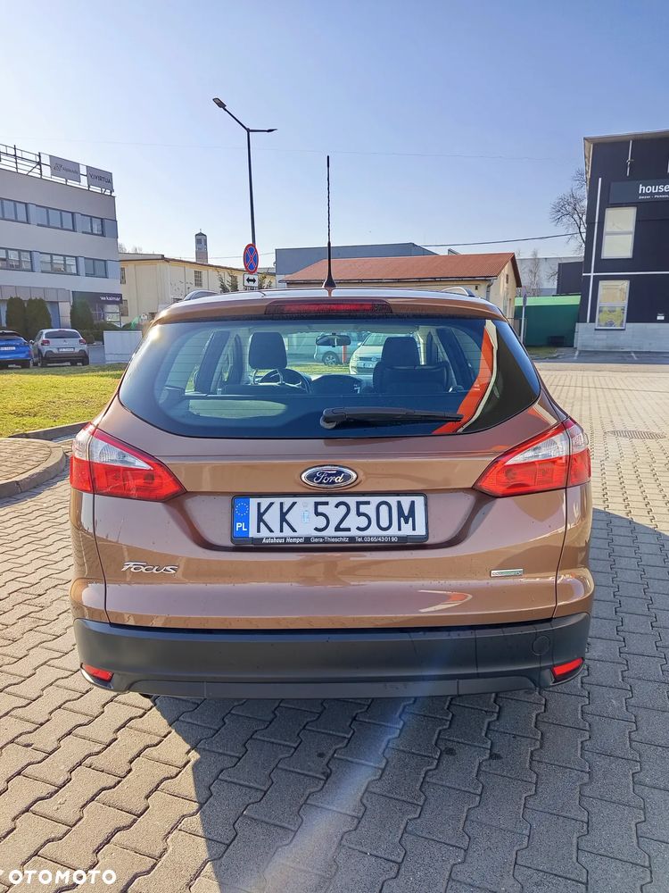 Ford Focus 1.0 EcoBoost Trend - 5