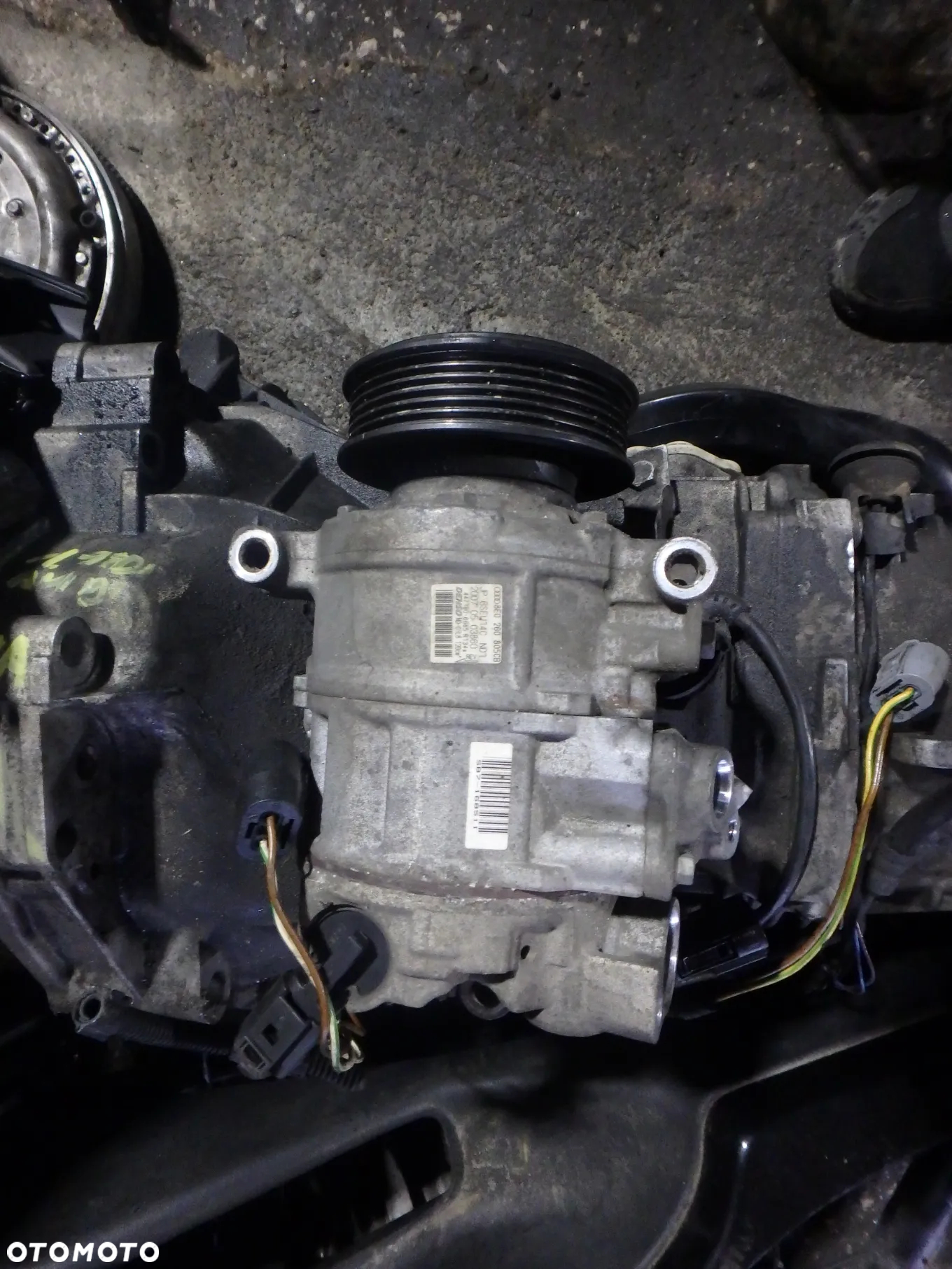 Sprezarka klimatyzacji Audi A4 B7 1.9 TDI - 2