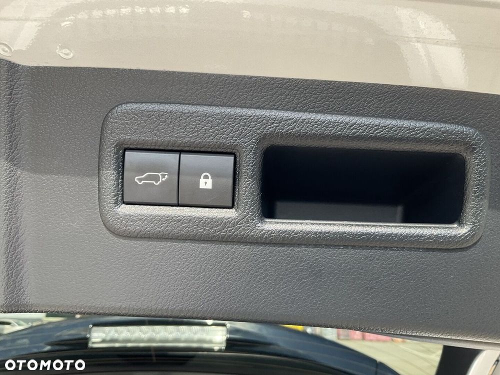Lexus NX 300h Comfort AWD - 32