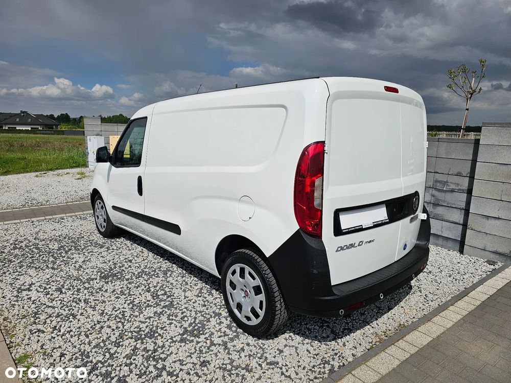 Fiat DOBLO MAXI - 4