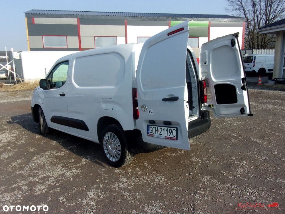Toyota Proace City - 7
