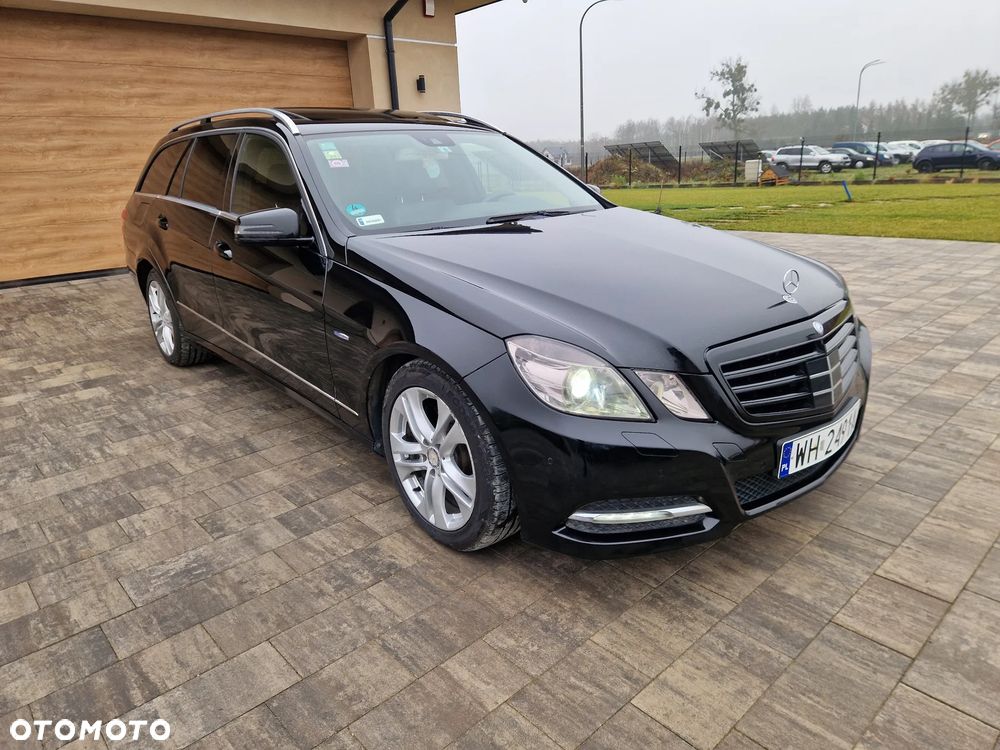 Mercedes-Benz Klasa E 300 BlueTEC 7G-TRONIC Elegance - 3