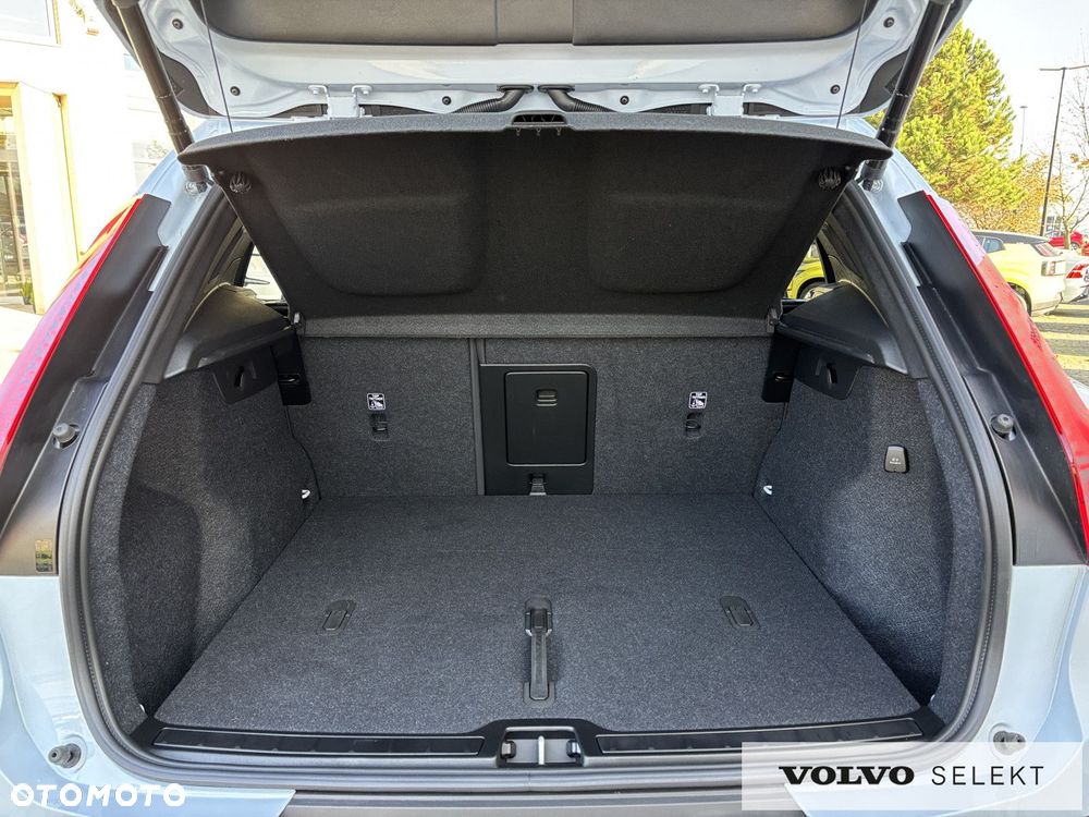 Volvo XC 40 - 22