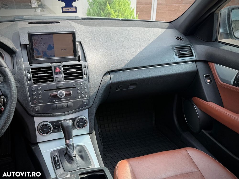 Mercedes-Benz C 320 CDI 7G-TRONIC Avantgarde - 21