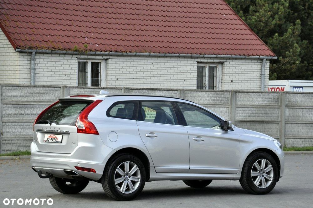 Volvo XC 60 D4 Momentum - 30