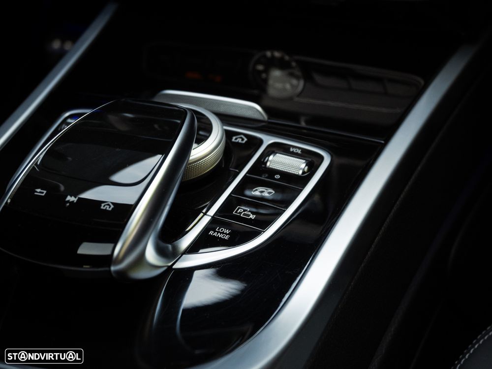 Mercedes-Benz G 63 AMG Standard - 38