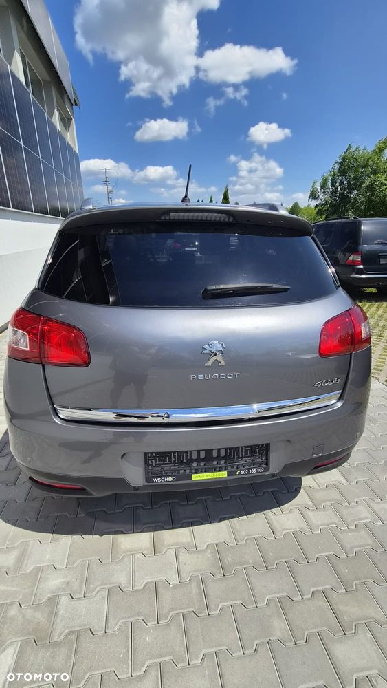 Peugeot 4008 - 9