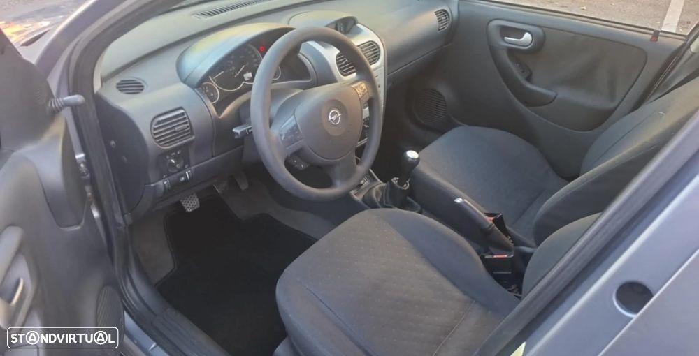 Opel Corsa 1.2 16V Confort - 8