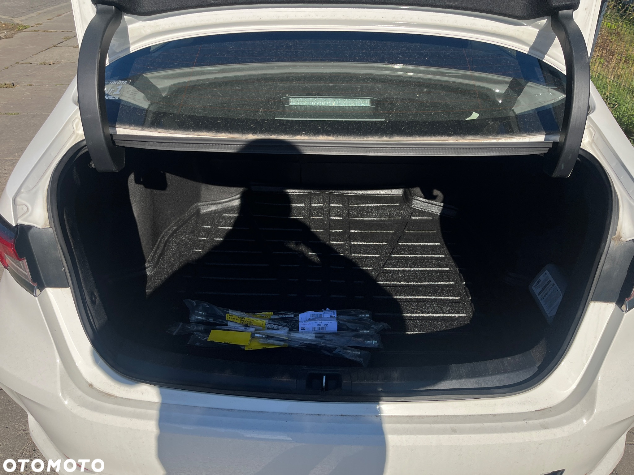 Toyota Corolla 1.8 Hybrid Comfort - 22
