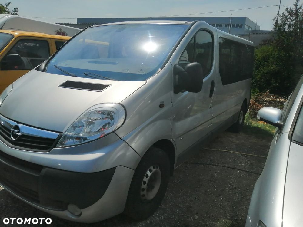 Opel Vivaro L2H1 2.9t - 1