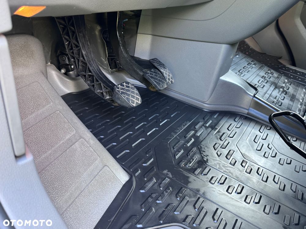Volkswagen Crafter - 18