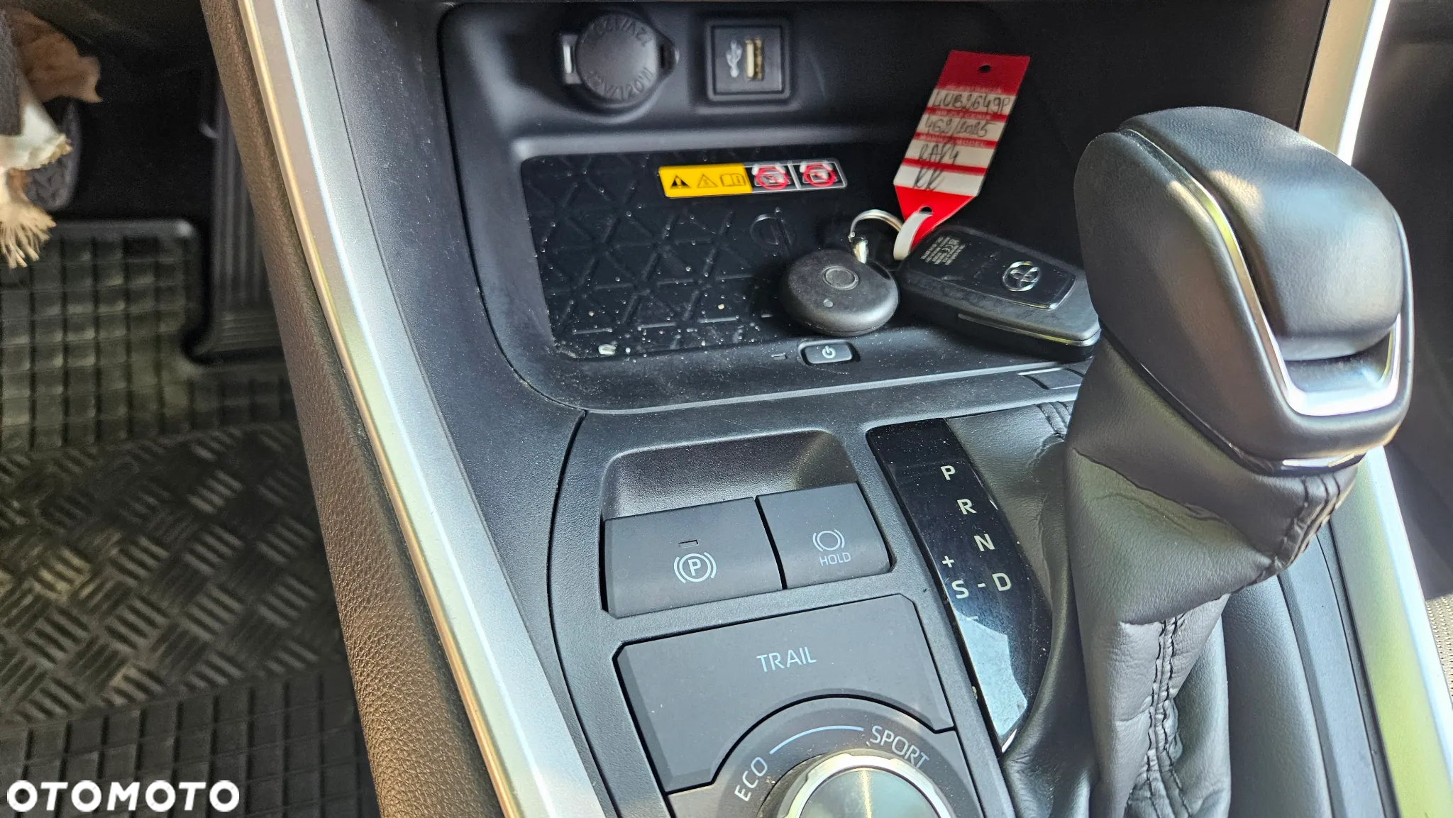 Toyota RAV4 2.5 Hybrid Executive 4x4 - 25