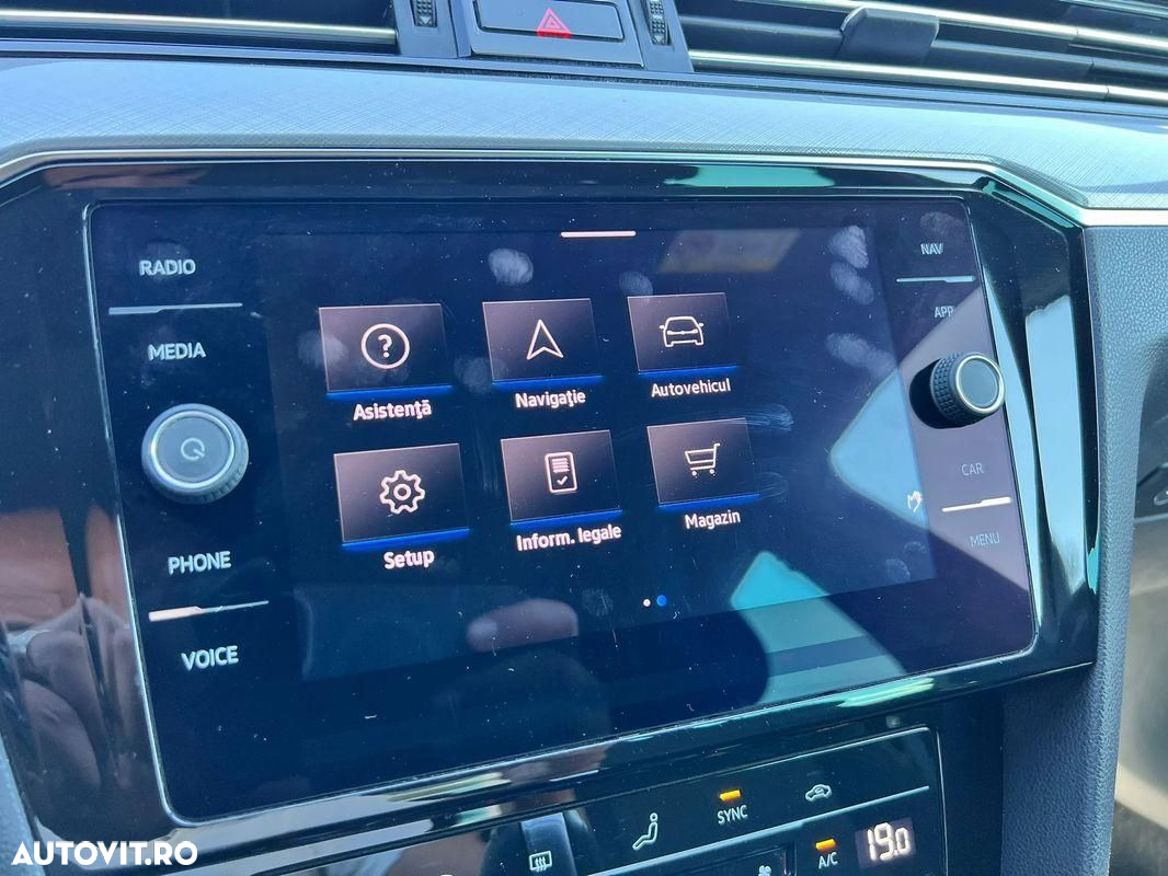 Volkswagen Passat Variant 2.0 TDI DSG Comfortline - 28