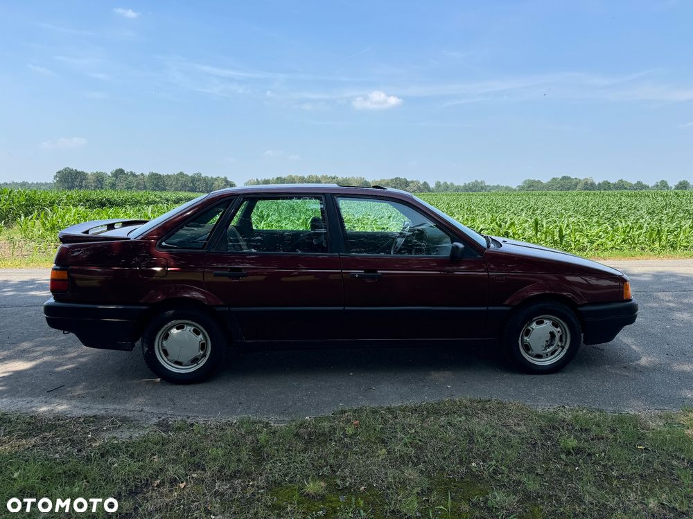 Volkswagen Passat 2.0 GL - 5