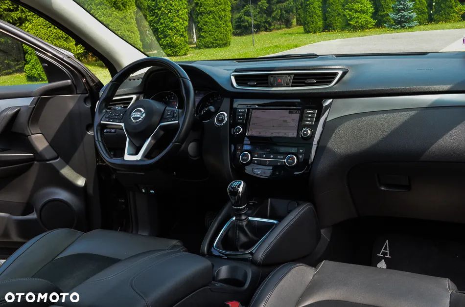 Nissan Qashqai 1.3 DIG-T SHIRO - 37