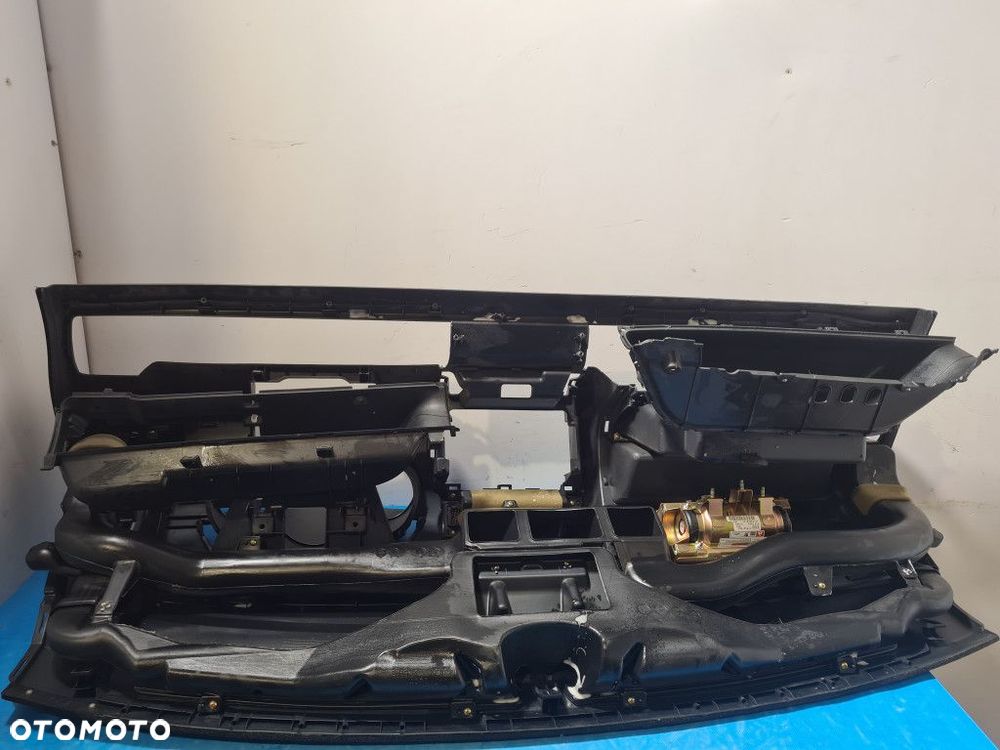 DESKA ROZDZIELCZA  HONDA JAZZ I - 6