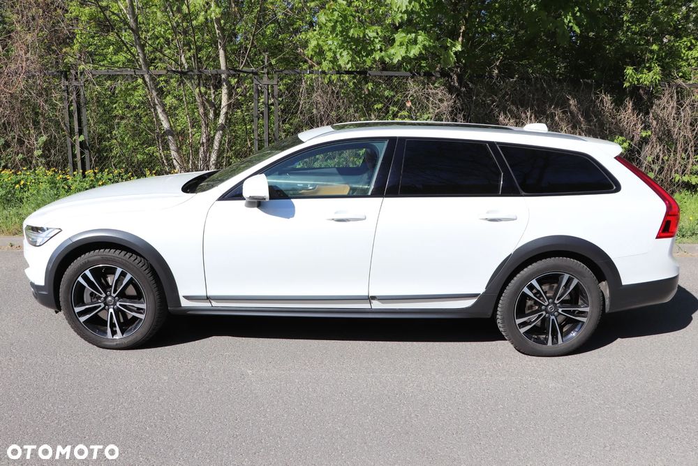 Volvo V90 Cross Country T5 Geartronic Momentum Pro - 9