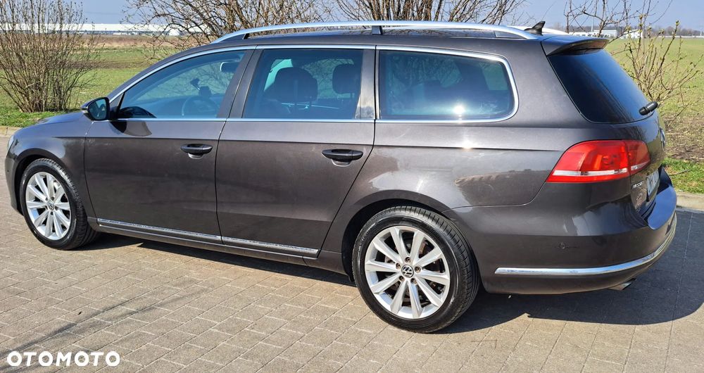 Volkswagen Passat 2.0 TDI 4Motion DSG BlueMotion Tech Highline - 3