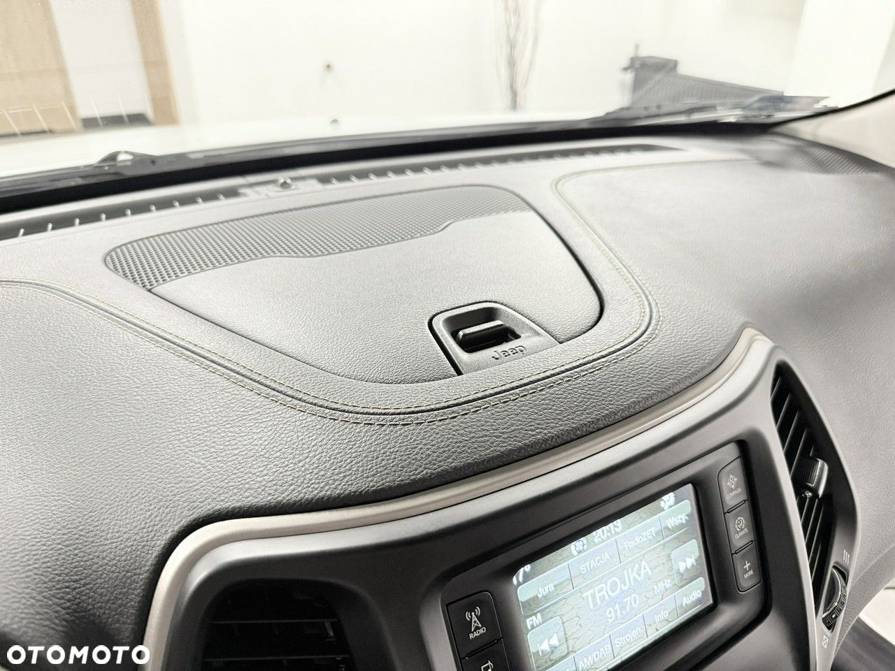 Jeep Cherokee 2.0 MJD 4x2 Longitude EU6 - 31