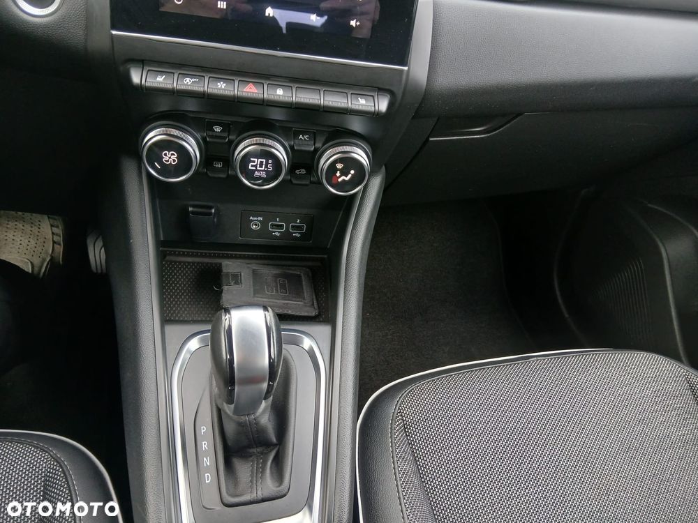 Renault Captur 1.3 Energy TCe Initiale Paris EDC - 24