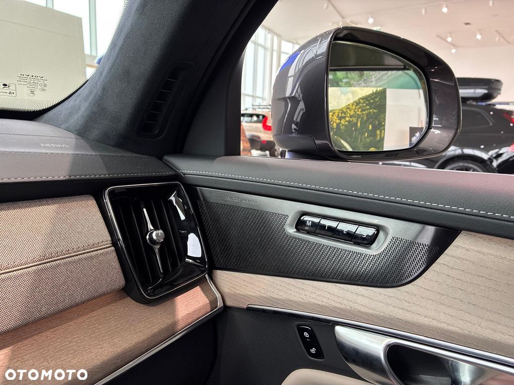 Volvo XC 90 - 13