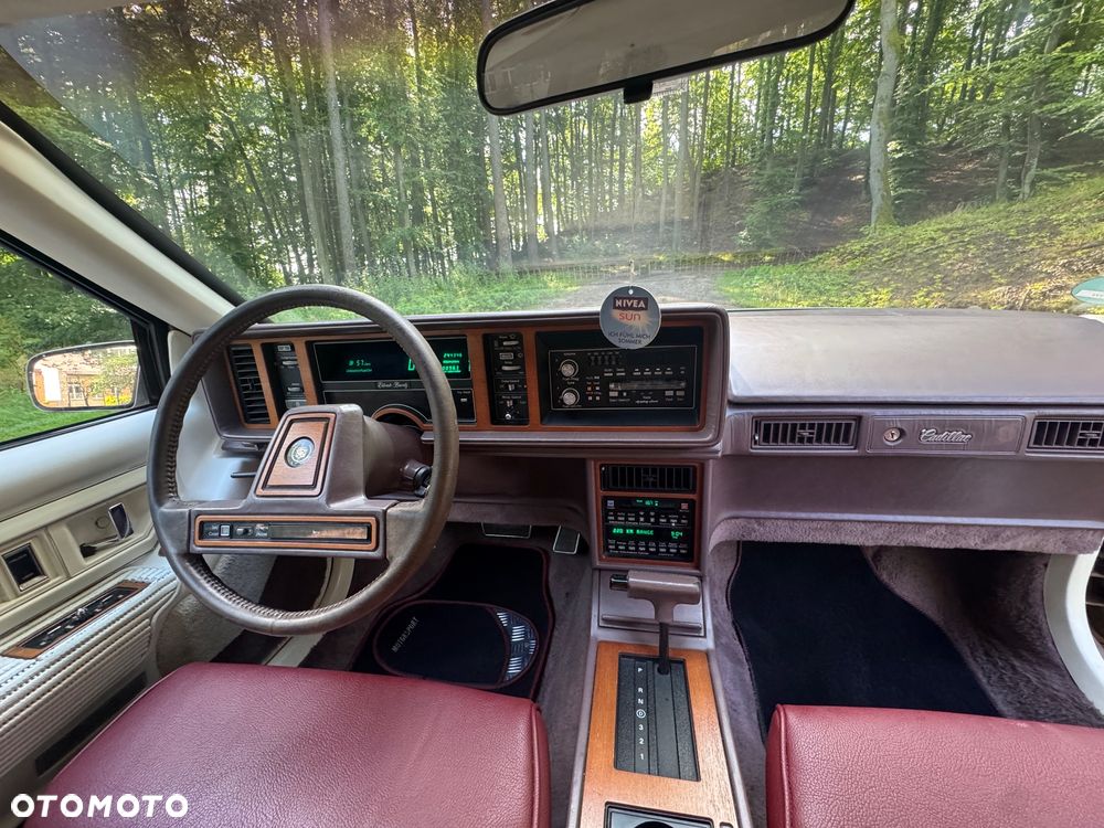 Cadillac Eldorado 4.9 STD - 17
