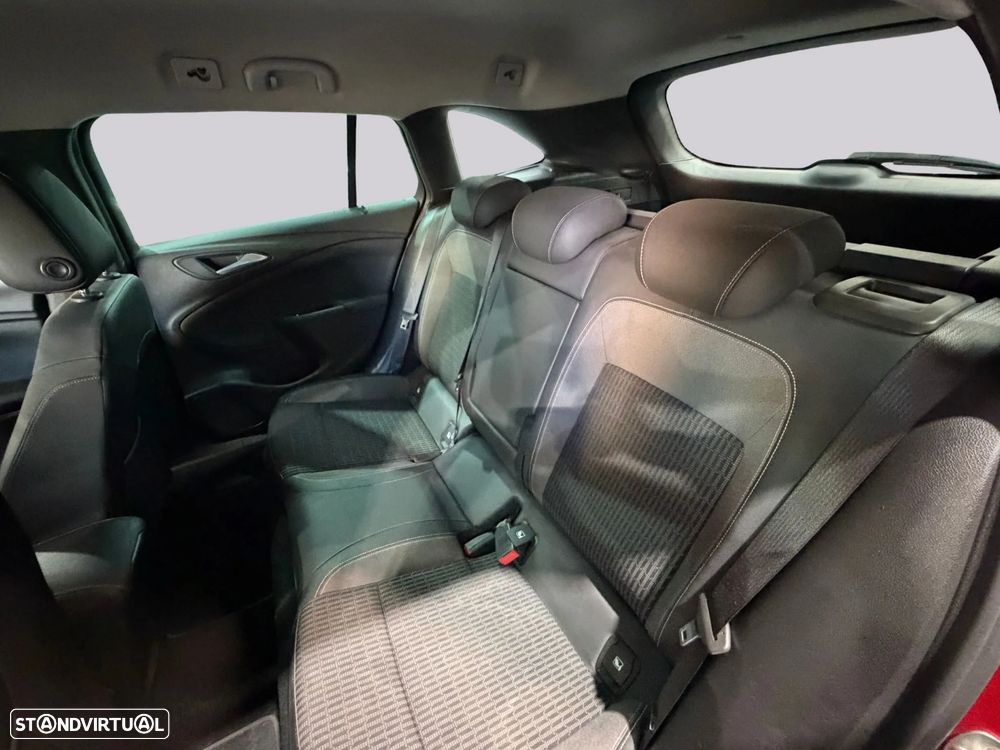 Opel Astra Sports Tourer 1.5 D S&S Ultimate - 29