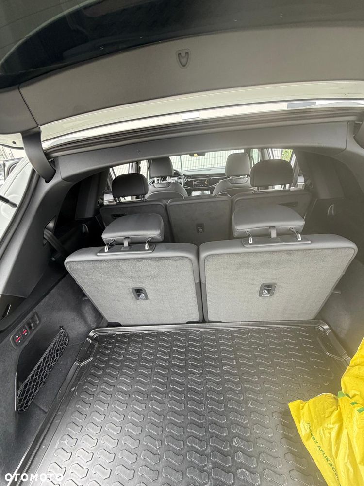 Audi Q7 - 6