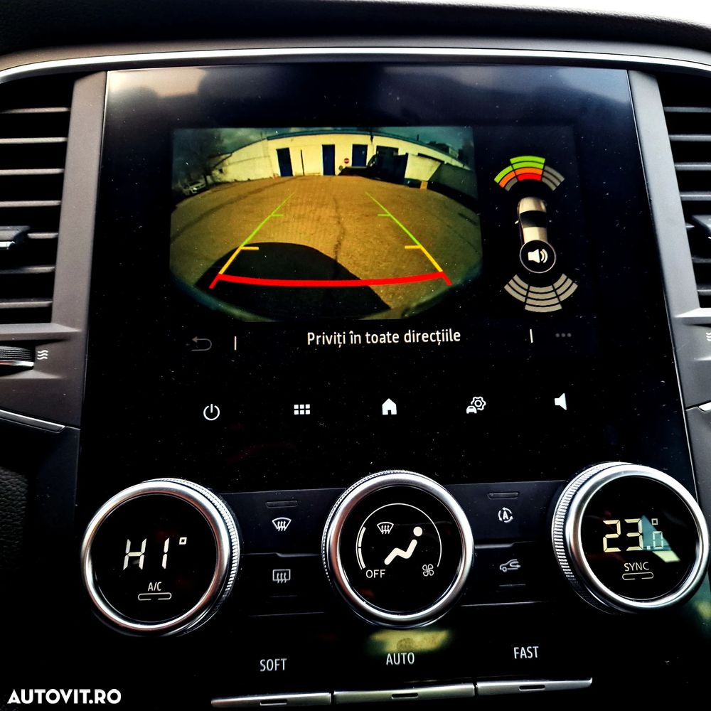 Renault Megane TCe 140 EDC GPF Techno - 27