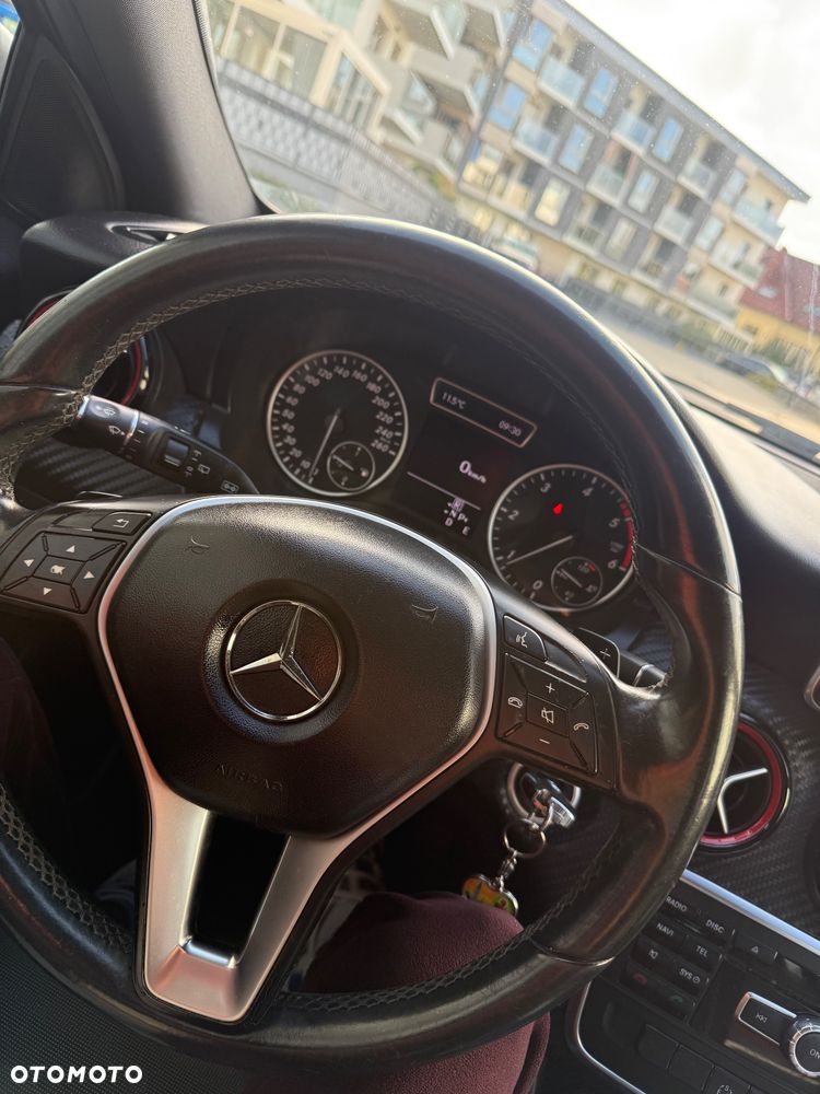 Mercedes-Benz Klasa A 180 d 7G-DCT AMG Line - 9