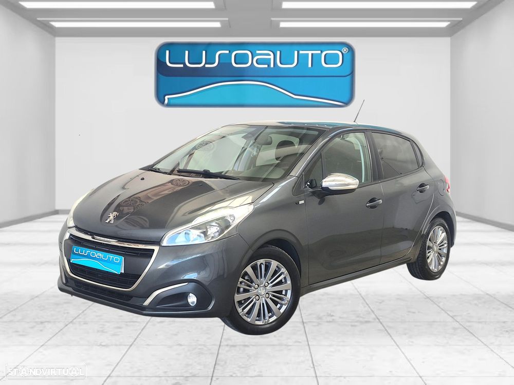 Peugeot 208 1.6 BlueHDi Style — fotografia 2