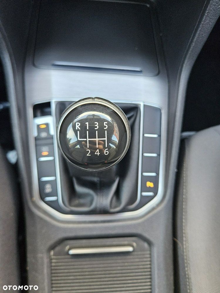 Volkswagen Golf Sportsvan 1.4 TSI (BlueMotion Technology) Highline - 30