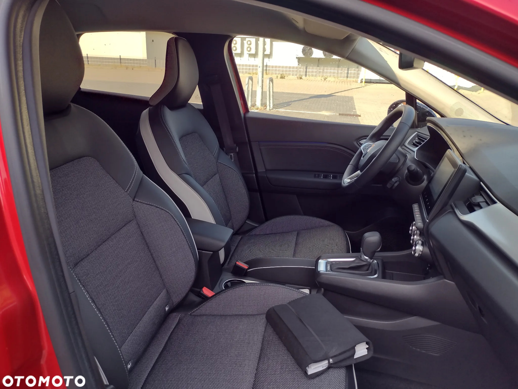 Renault Captur 1.6 E-TECH Full Hybrid 145 E-Tech Engineered - 22