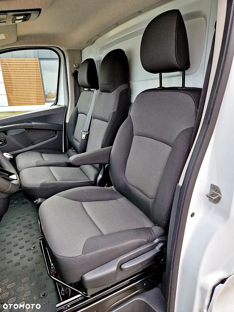 Renault Trafic - 14